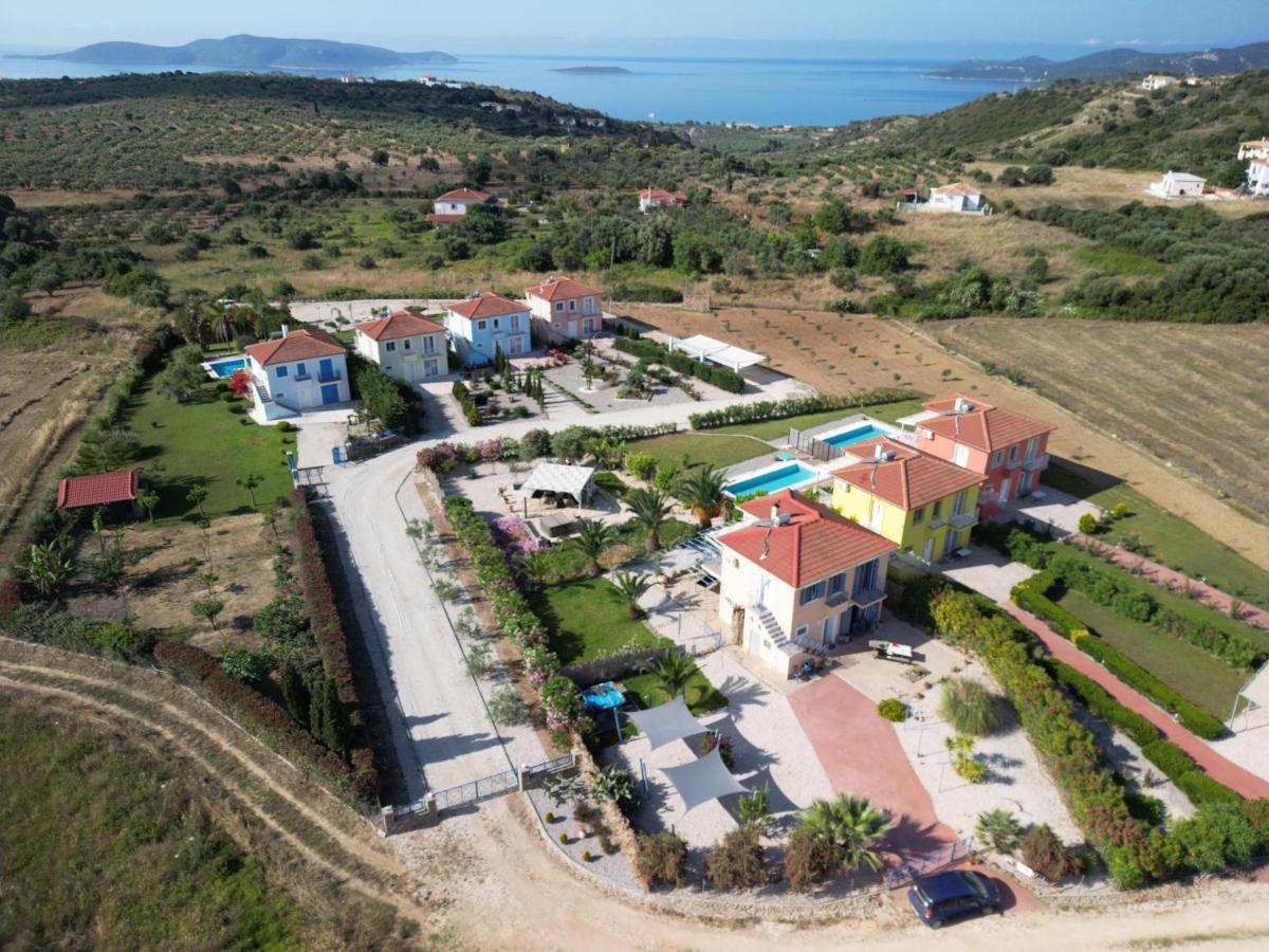 Iridia Resort Villas Foiniki Exterior photo