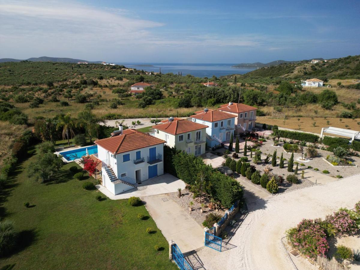 Iridia Resort Villas Foiniki Exterior photo