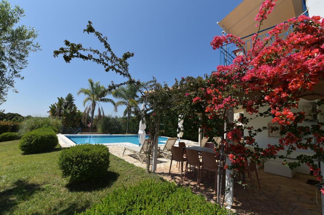 Iridia Resort Villas Foiniki Exterior photo