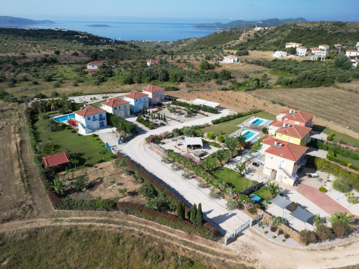 Iridia Resort Villas Foiniki Exterior photo